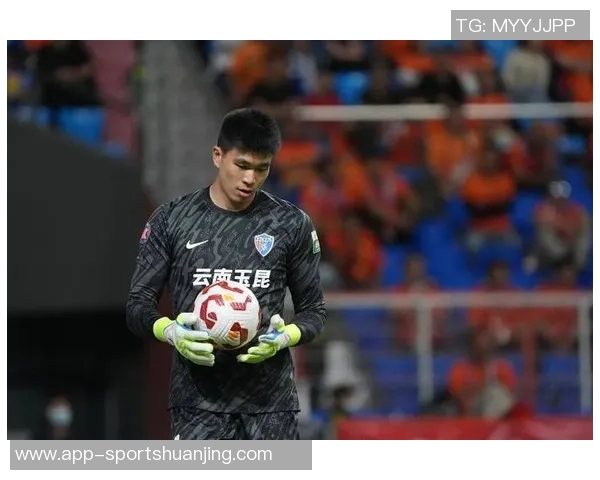 国足新名单年龄结构分析：老将占比显著中青力量均衡发展